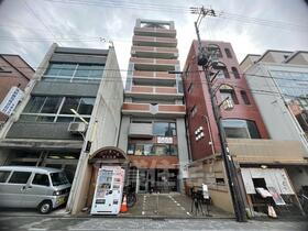プリオール烏丸三条 11階建