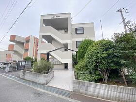 大阪府和泉市唐国町３ 3階建 築29年8ヶ月