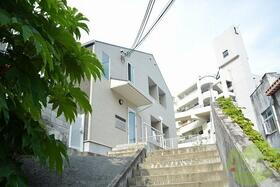 グランシャリオ山本通２ 2階建