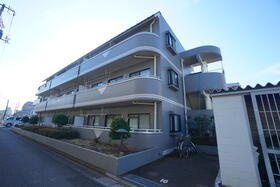 アーバンホームズ 3階建
