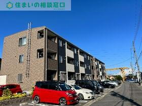 愛知県岡崎市宇頭北町１ 3階建 築8年5ヶ月