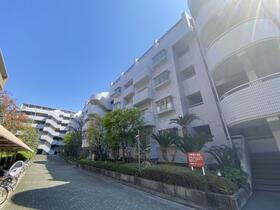 白鷹松下町マンション 5階建