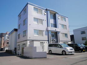 北海道札幌市豊平区平岸四条１２ 4階建 築15年4ヶ月