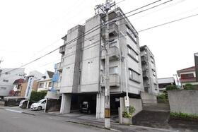ヴィラアンソレイエ葛島北棟 4階建