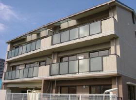 兵庫県伊丹市寺本３ 3階建 築20年7ヶ月