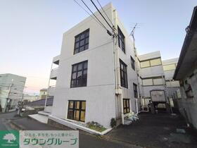 センターコア高尾 3階建