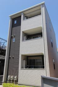 カーム河岸ＩＩ 3階建