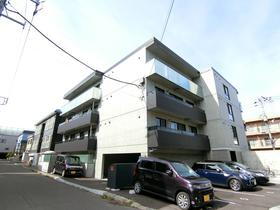 北海道札幌市厚別区厚別中央四条５ 4階建 築6年10ヶ月