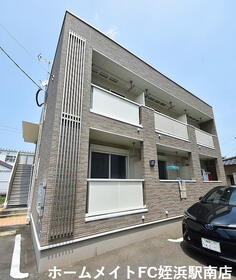 福岡県糸島市波多江駅南１ 2階建 築10年6ヶ月