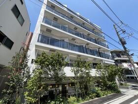 ルミーク本町ウェスト 地上5階地下1階建