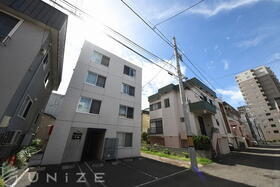 北海道札幌市豊平区平岸三条４ 4階建 築10年9ヶ月