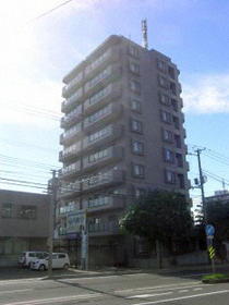 北海道札幌市東区北二十条東１５ 10階建 築22年8ヶ月