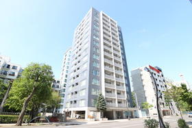 北海道札幌市中央区北二条西１０ 15階建 築17年9ヶ月