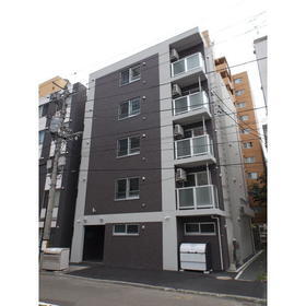 北海道札幌市中央区南三条西１２ 5階建 築8年2ヶ月