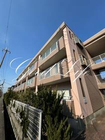 兵庫県加古川市別府町新野辺北町３ 3階建 築29年8ヶ月