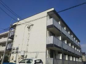 愛知県清須市西枇杷島町大黒 3階建 築15年8ヶ月