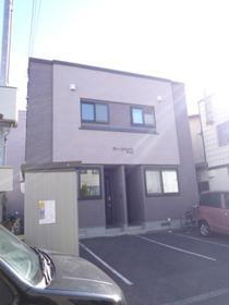 北海道札幌市中央区南五条西１２ テラスハウス