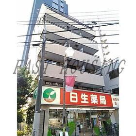 東京都新宿区若松町 7階建