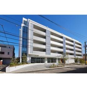 オアーゼ新宿市谷薬王寺 6階建