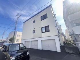 北海道札幌市西区八軒八条東２ 賃貸アパート