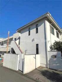 東京都板橋区泉町 2階建