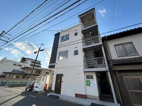 第一和久田ビル 3階建