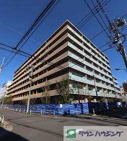 東京都北区赤羽南２ 8階建 築2年5ヶ月