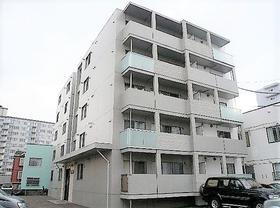 北海道札幌市西区二十四軒四条７ 5階建 築10年5ヶ月