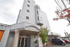 北海道札幌市東区北十四条東４ 5階建 築35年9ヶ月