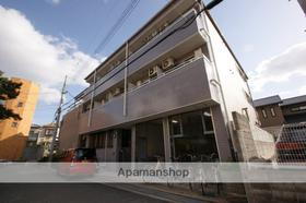 ギャレ蛍池東館 3階建