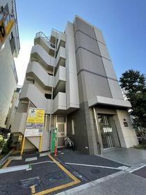 東京都板橋区小茂根１ 6階建 築10年10ヶ月