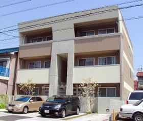 愛知県名古屋市昭和区折戸町２ 3階建 築20年8ヶ月