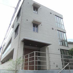 神奈川県横浜市緑区三保町 3階建 築6年3ヶ月