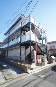 神奈川県横浜市南区中里１ 3階建 築6年1ヶ月