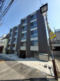 東京都中野区沼袋１ 地上4階地下1階建 築2年4ヶ月
