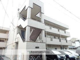 岡山県岡山市北区寿町 3階建