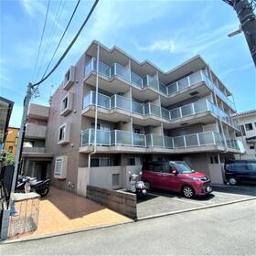 神奈川県横浜市南区大岡２ 4階建