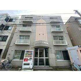 北海道札幌市中央区南八条西９ 4階建 築36年7ヶ月