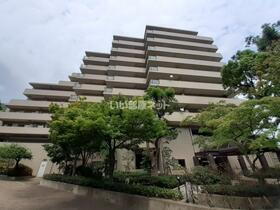 ブルックス神戸 9階建