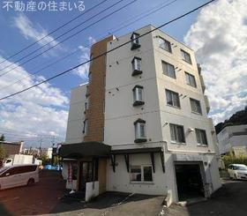 北海道札幌市南区南三十九条西１１ 6階建 築38年3ヶ月