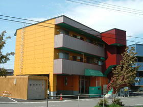北海道函館市昭和町 3階建 築17年8ヶ月
