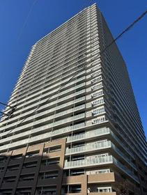 モントーレ香椎浜サーフタワーセンターコート 32階建