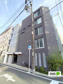 愛知県名古屋市中区千代田１ 5階建 築8年4ヶ月