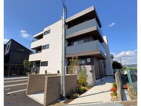 大阪府高槻市東五百住町３ 3階建 