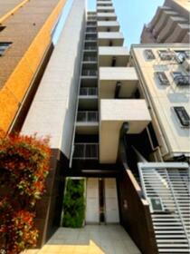 東京都新宿区西新宿４ 12階建 築13年7ヶ月