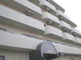 東京都練馬区富士見台１ 5階建