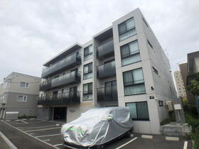 北海道札幌市東区本町一条１ 4階建 築4年5ヶ月