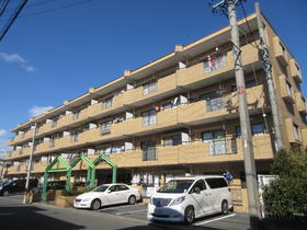 静岡県浜松市中央区海老塚２ 4階建 築32年9ヶ月