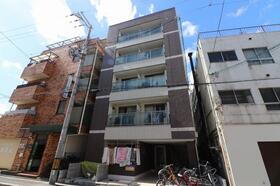 Ｔ’ｓ　ＣＬＵＢ　参番館