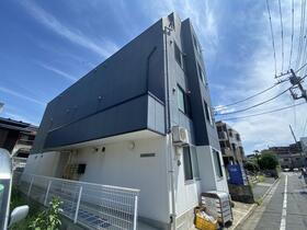 ブリスパーク 4階建
